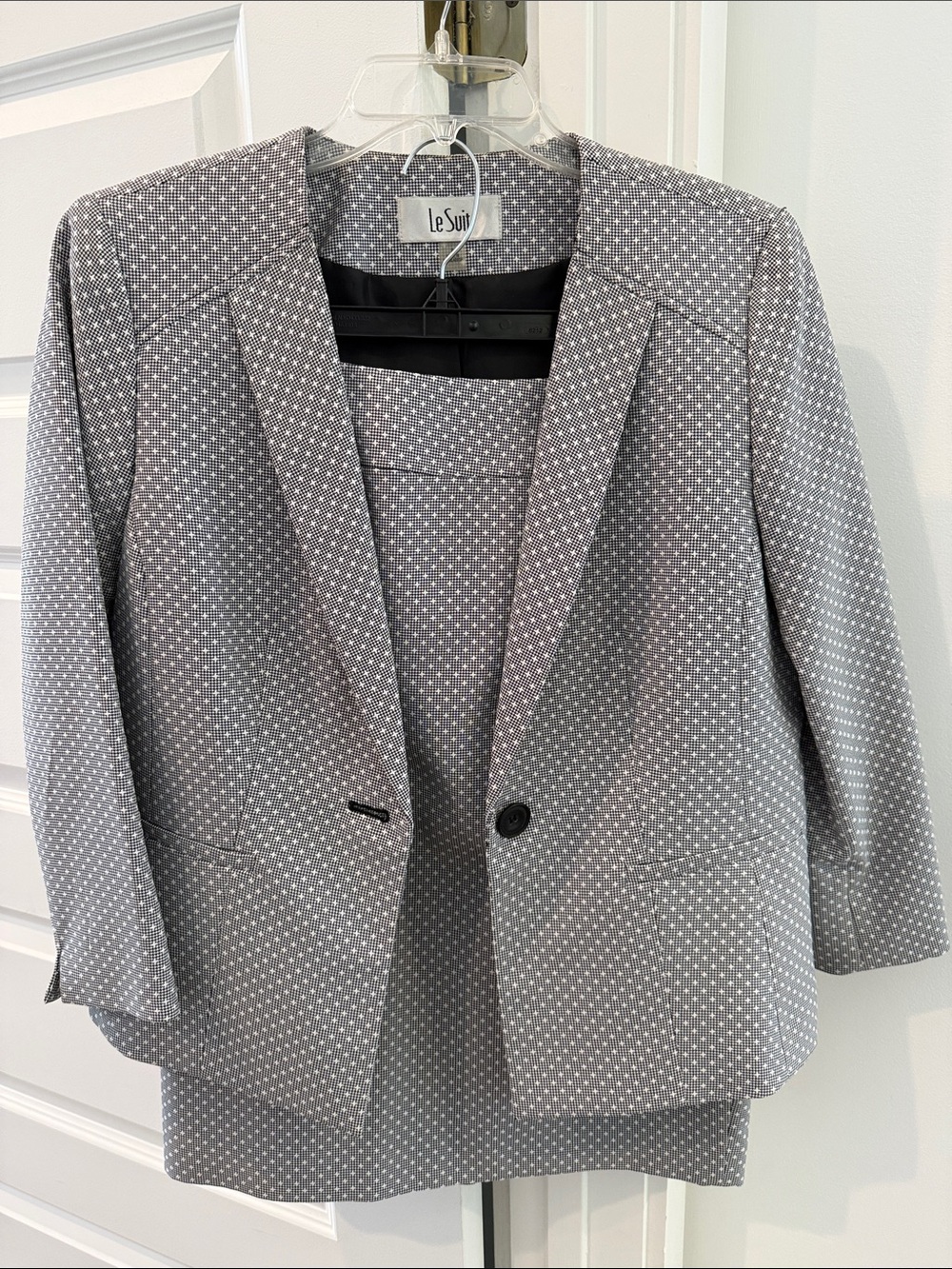 Le Suit Gray Polka Dot Blazer Jacket with Coordinating Shell